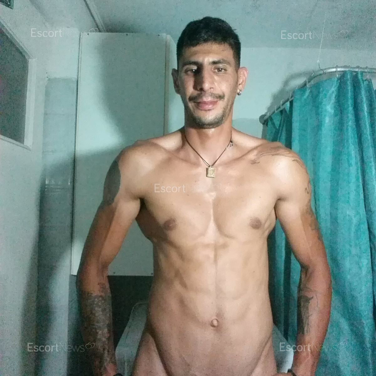 Akis