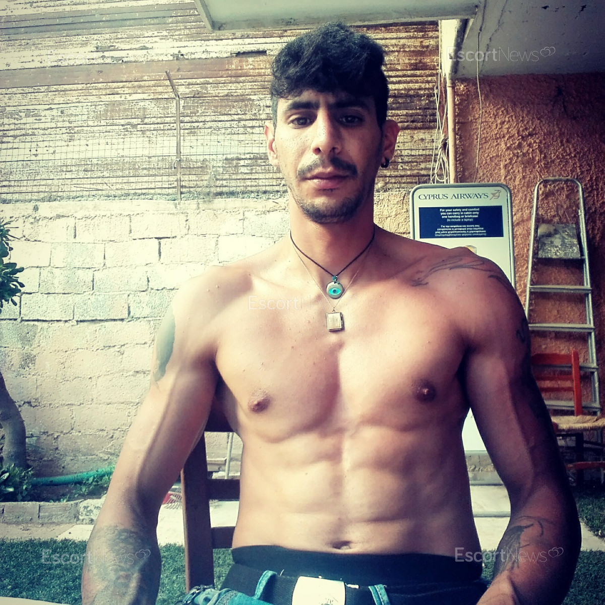 Akis
