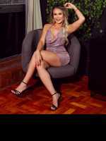 Mia Maya Blond Hot