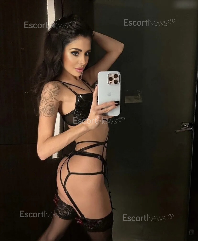 DIANA_HOT