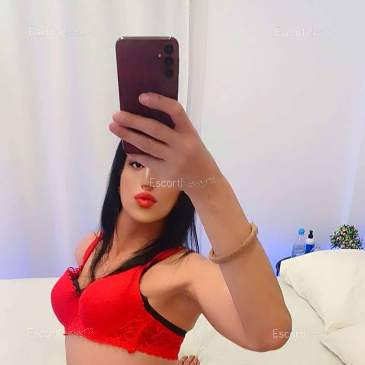 SUPER HOT ANASTASIA