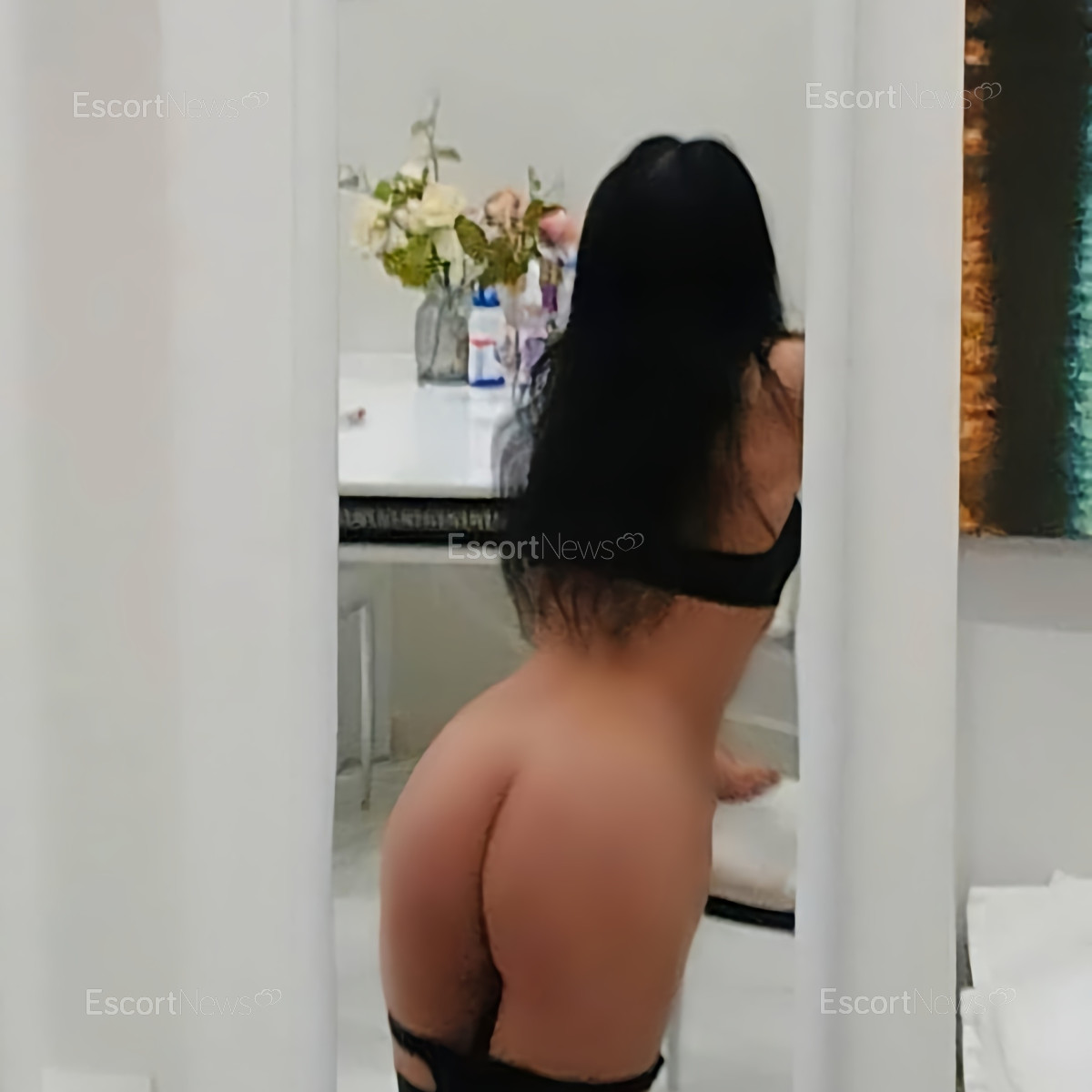 MIRACLE NAUMI 