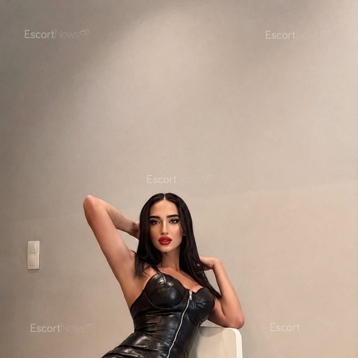 MISS ISSABELLA