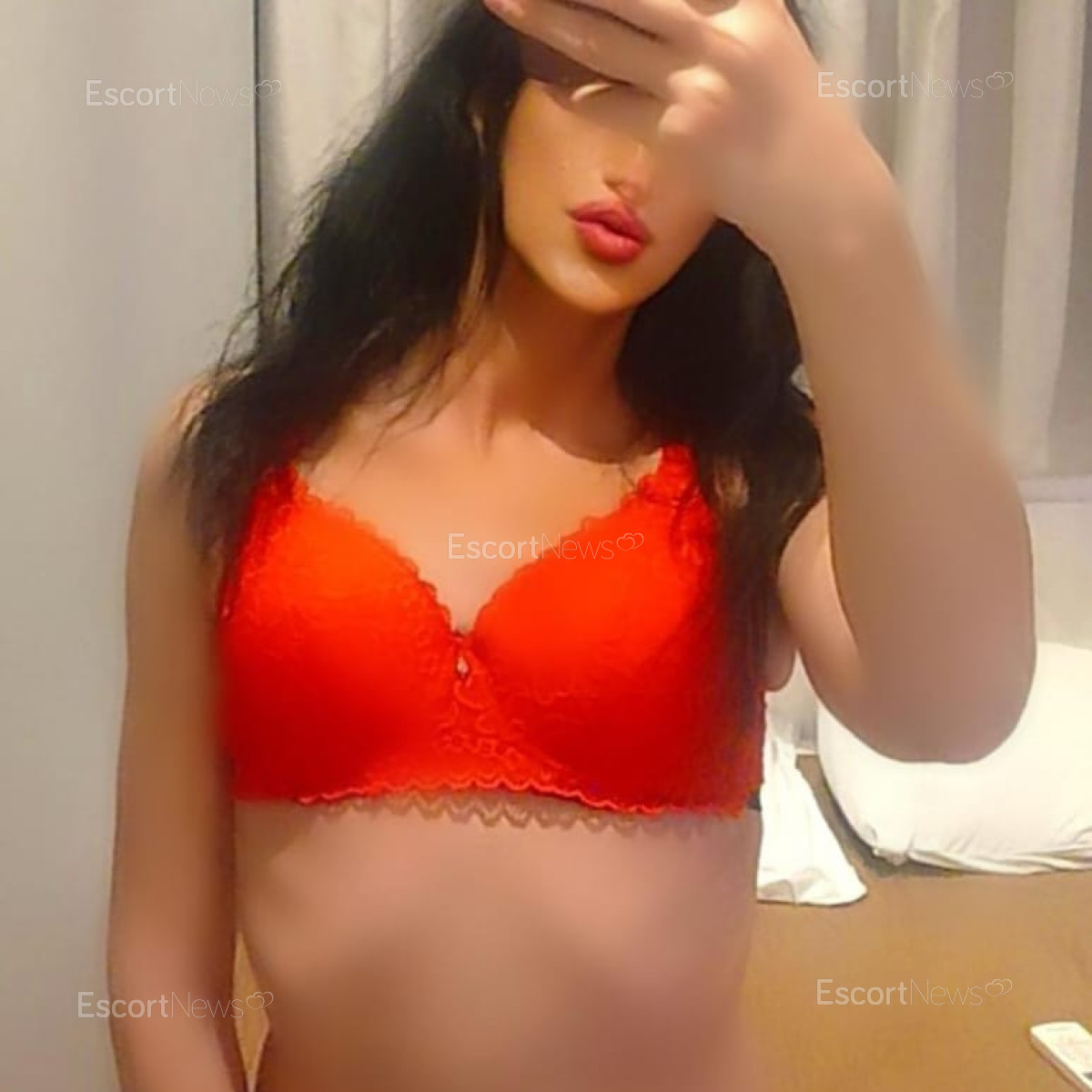 SUPER HOT ANASTASIA
