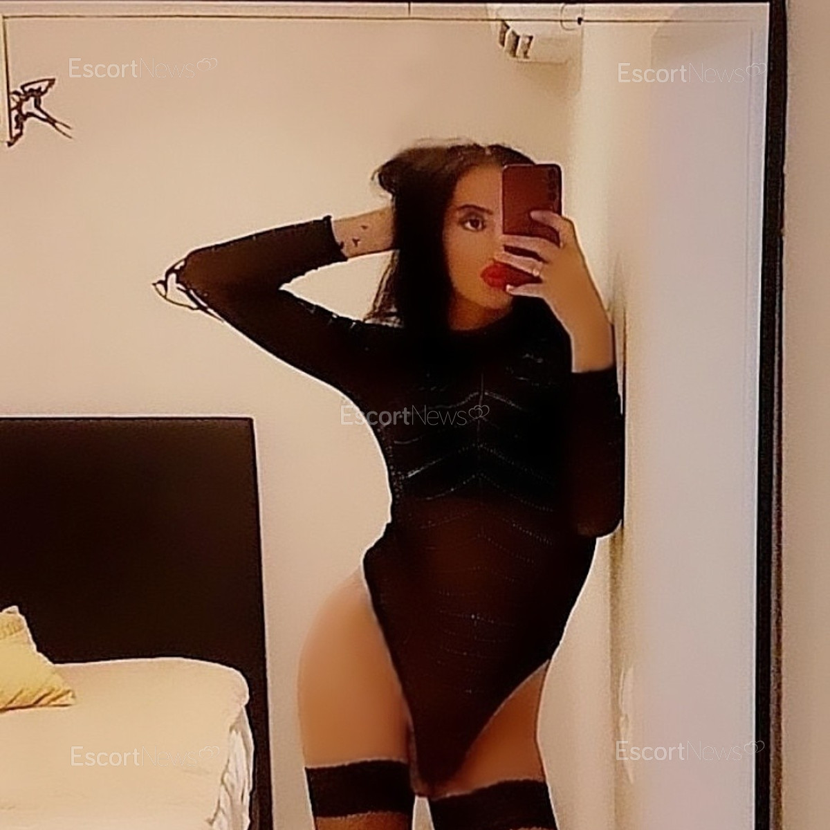 SUPER HOT ANASTASIA