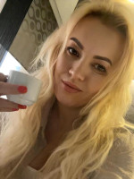 BlondeBeauty?