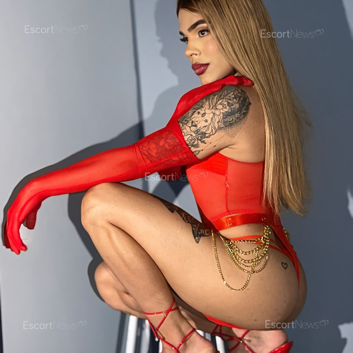 ISABELLA FARIAS