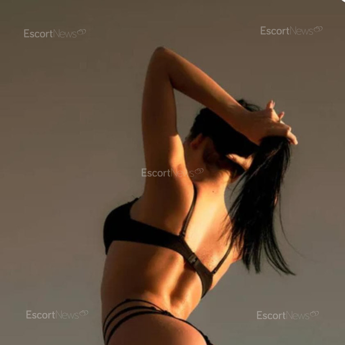 AMANDA MODEL
