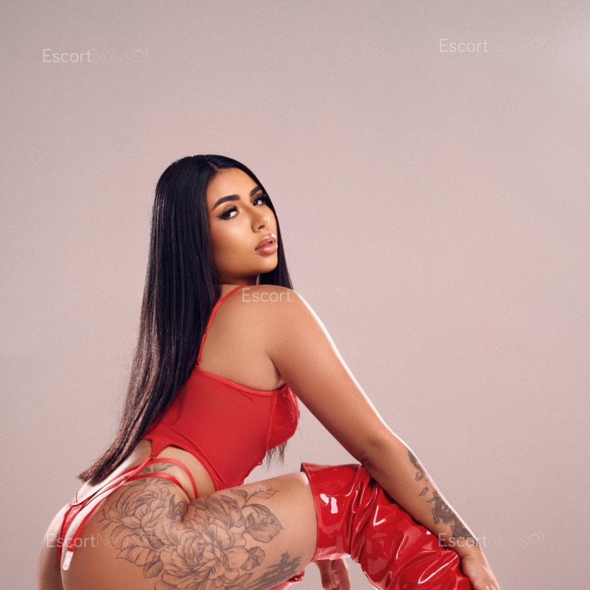 LARISSA VIP