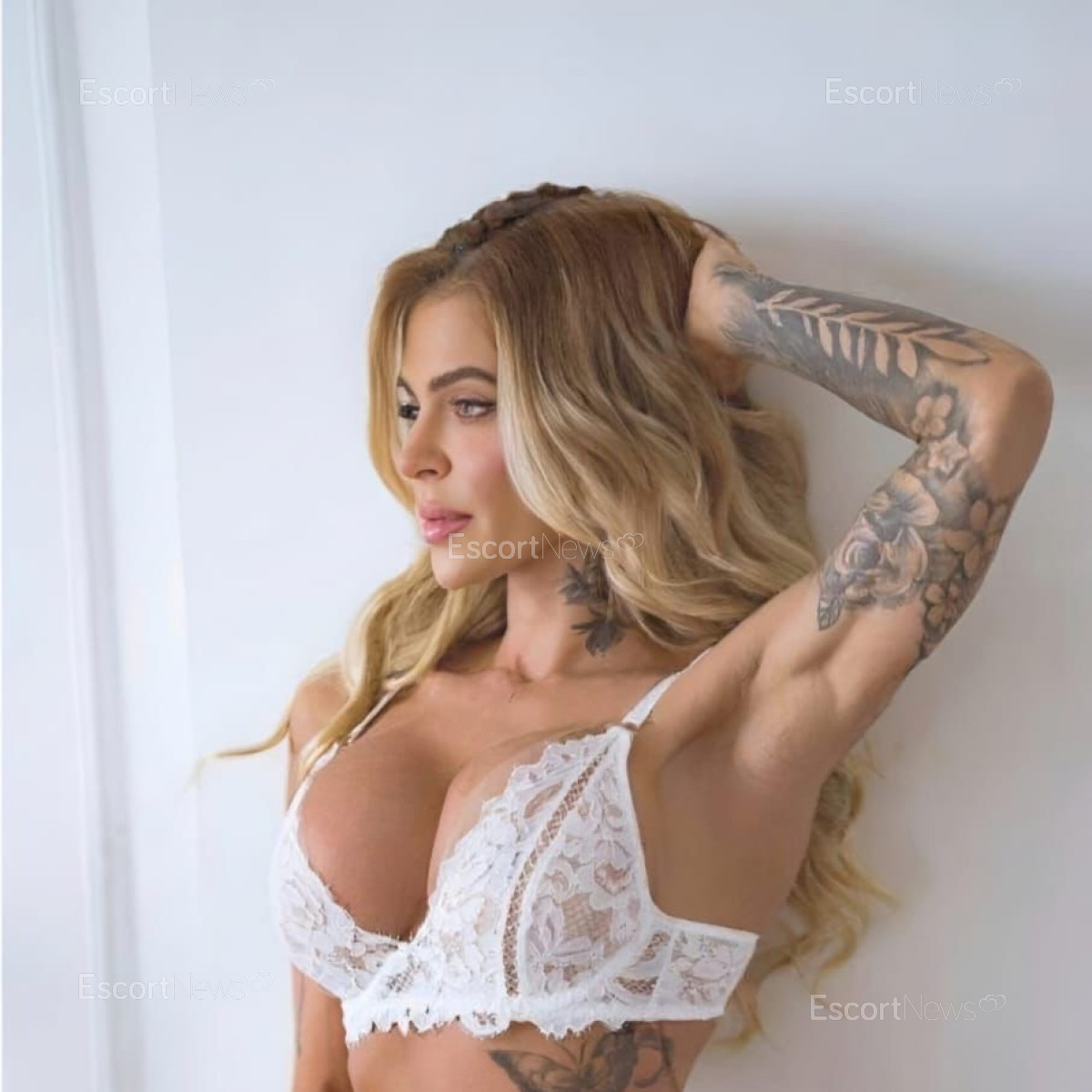 Larissa 