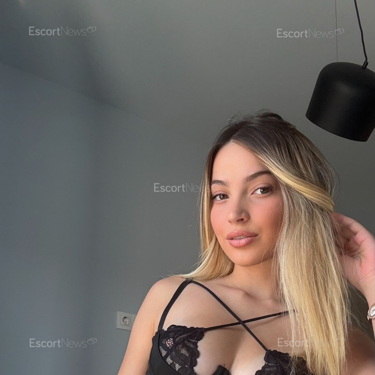 Lola Angel