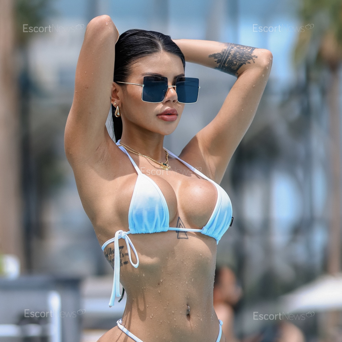 Thalia Petite