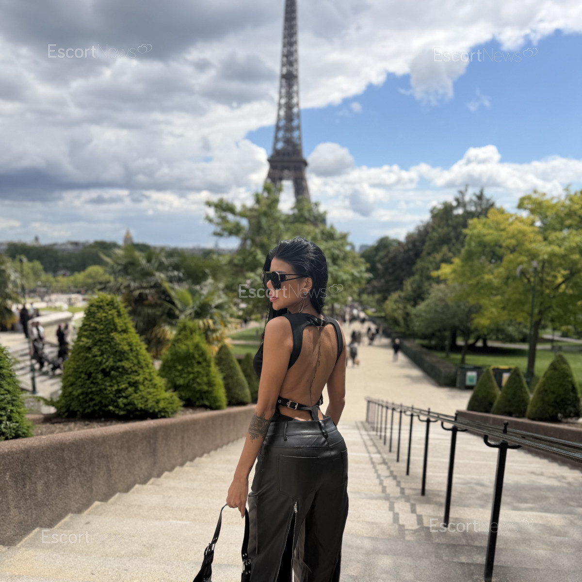 Thalia Petite