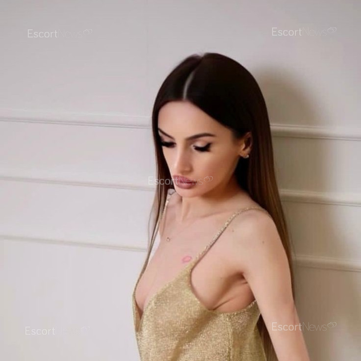 ELLA AS