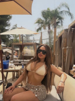 Luxury Brazilian ?? Natural Curves ? 
