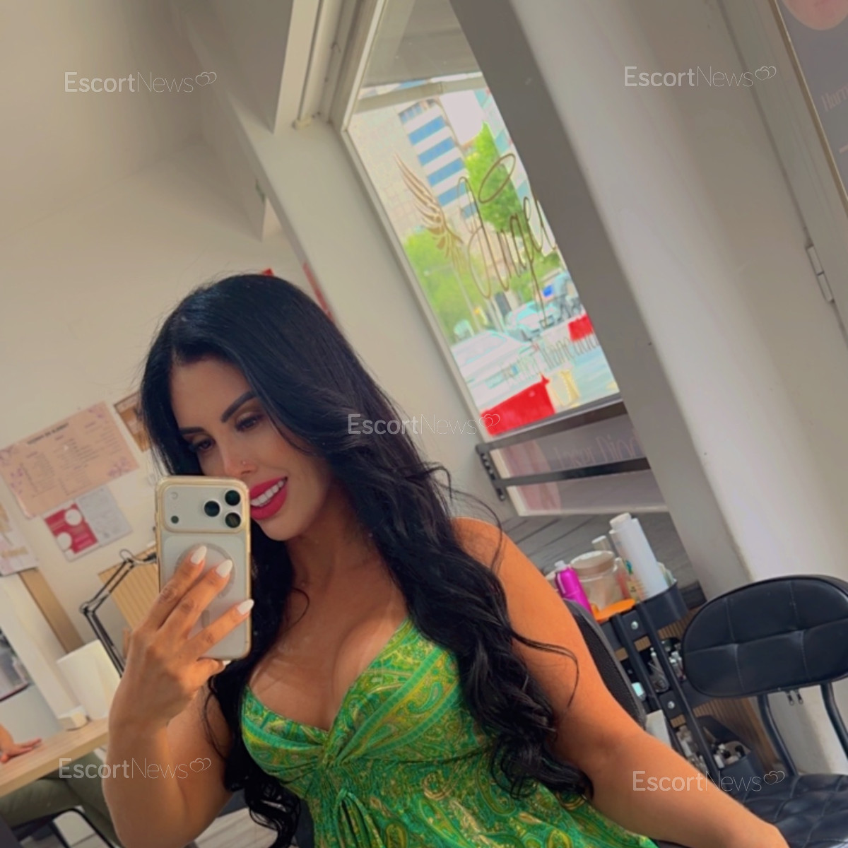 Larissa Ramos 